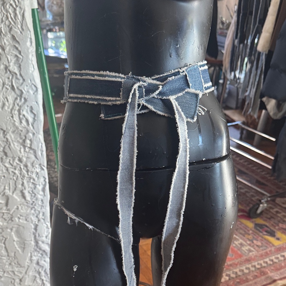Stylish Denim Belt with Frayed Edges